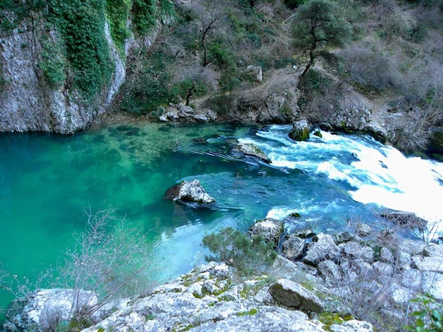 Gite Cosy Au Coeur Du Luberon Lagnes المظهر الخارجي الصورة