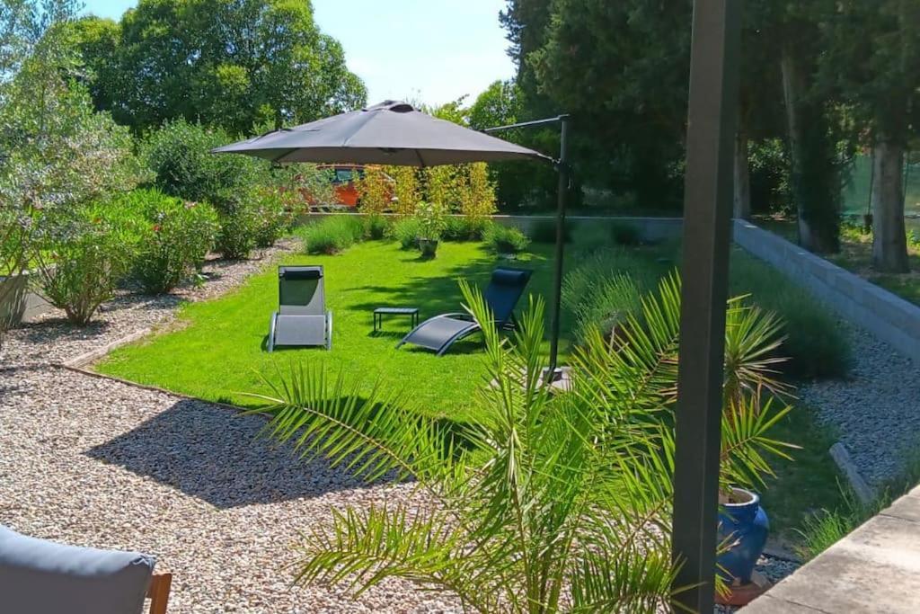 Gite Cosy Au Coeur Du Luberon Lagnes المظهر الخارجي الصورة